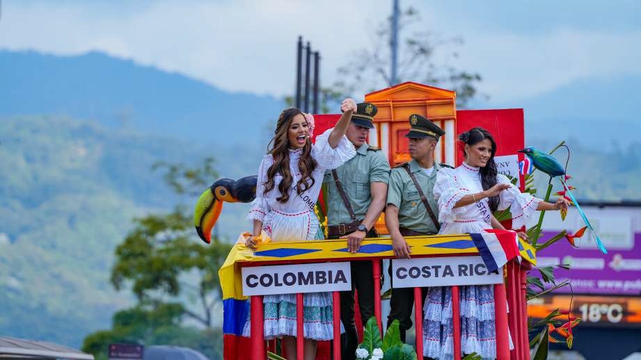 Las reinas dijeron: “Hola Feria de Manizales”