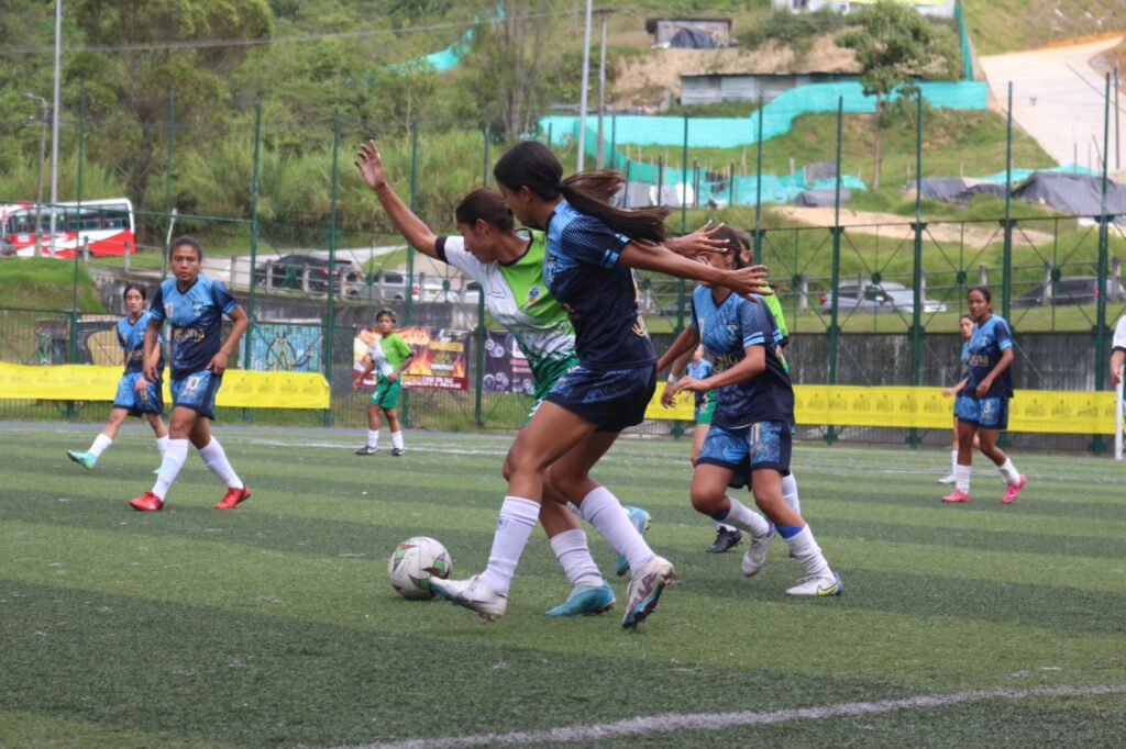 Listos los finalistas del séptimo Torneo Nacional de Fútbol Femenino