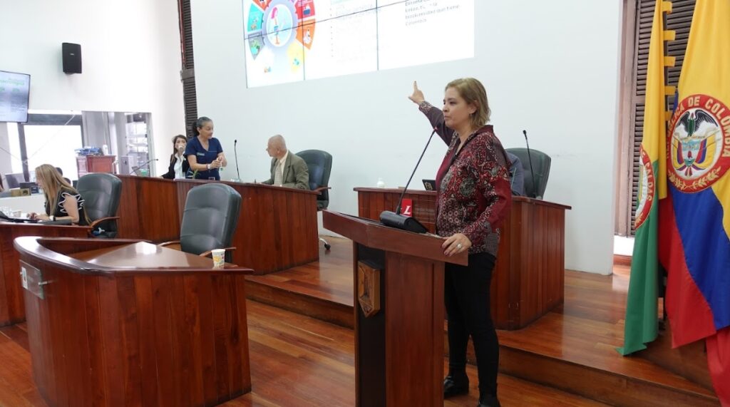 BIOS Colombia expone su visión tecnológica ante el Concejo de Manizales