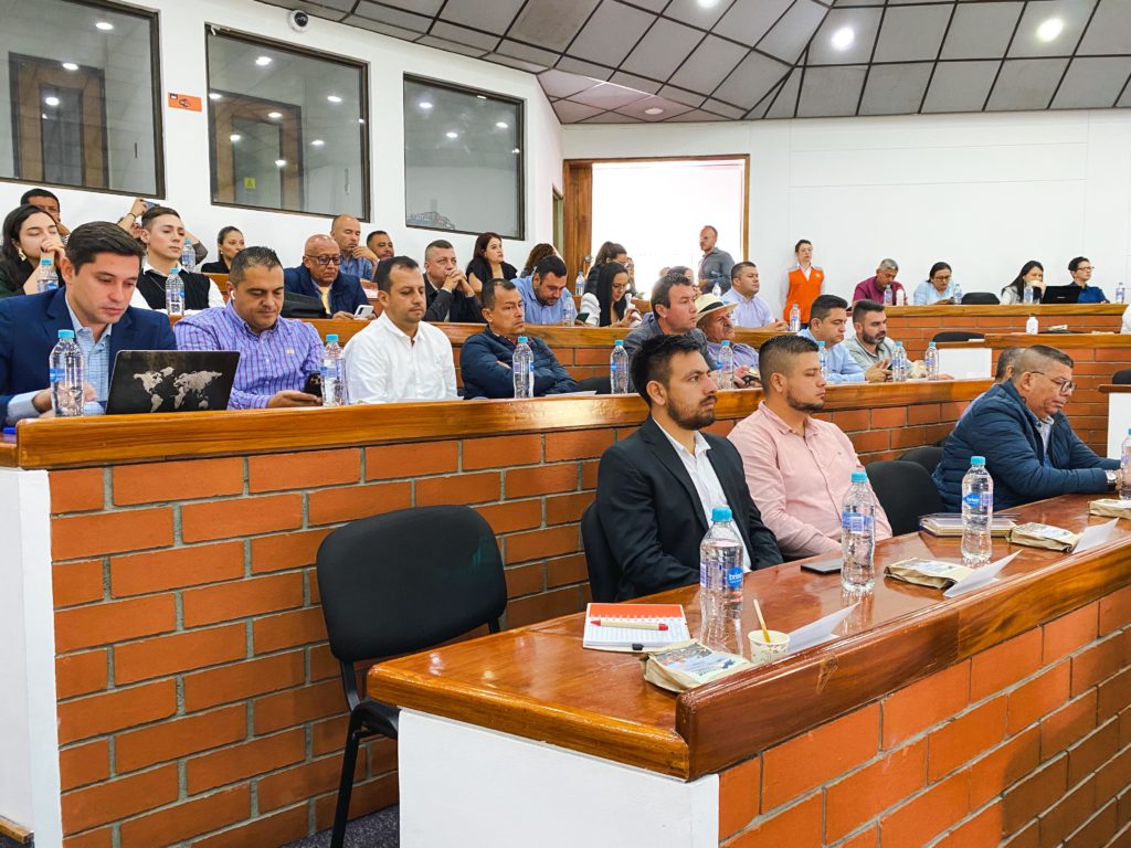 En el primer encuentro de Alcaldes por el desarrollo agropecuario de Caldas, administraciones articularon acciones para fortalecer el campo