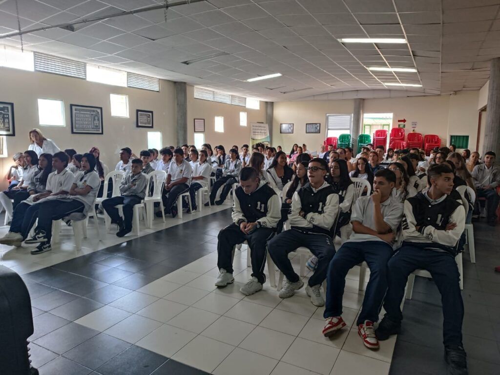 Secretaría de Educación de Manizales inició intervenciones y diálogos en instituciones educativas de la ciudad