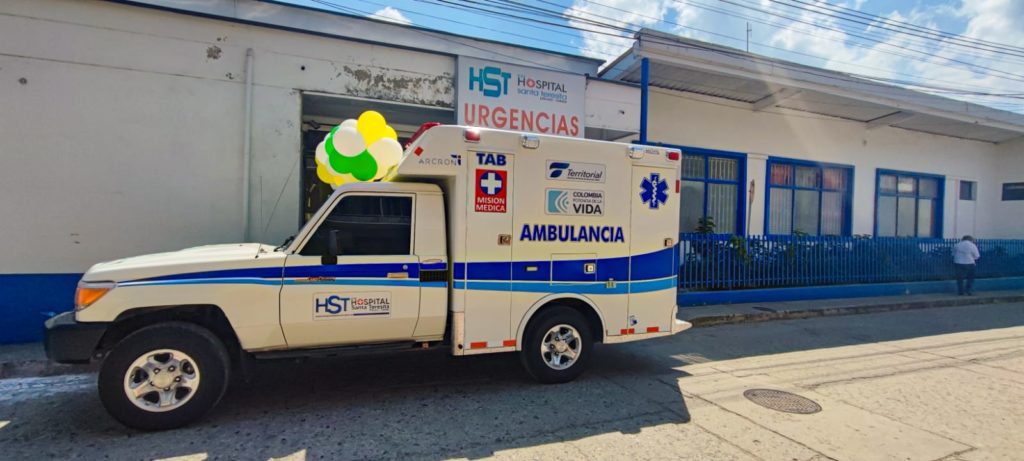 Con la dotación de una ambulancia y equipos de laboratorio, Gobierno de Caldas fortalece servicios del hospital Santa Teresita de Pácora