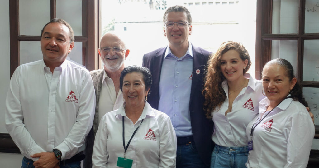 Gobierno de Caldas y Federación Nacional de Cafeteros, juntos por una mayor productividad y rentabilidad del café caldense