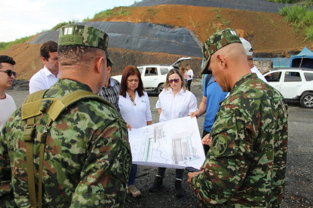 Ingenieros militares visitaron las obras de Aerocafé: Avanzan gestiones para consolidar una posible cooperación del Ejército en el proyecto