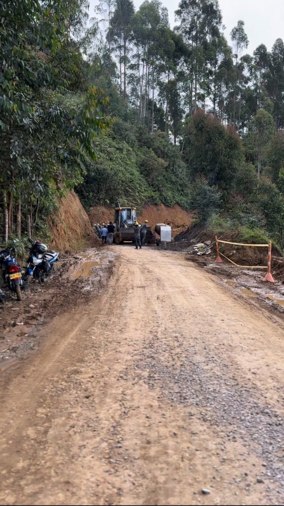 Gobernación de Caldas cita a audiencia por presunto incumplimiento de contrato en obra vial Riosucio – Jardín