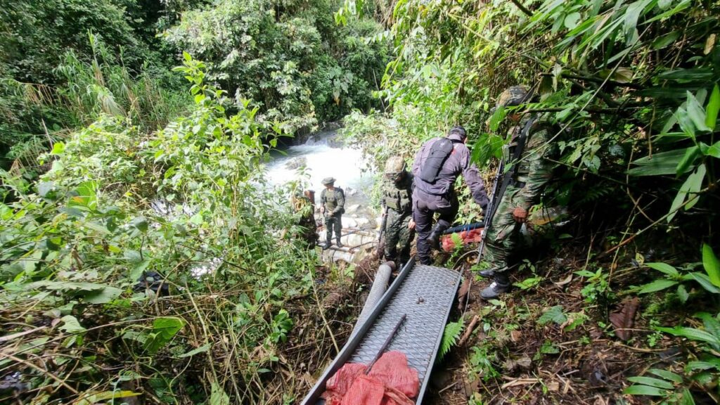 Ejército, Policía y Fiscalía incautan e inhabilitan material de explotación ilegal utilizado en yacimientos mineros en el departamento de Caldas