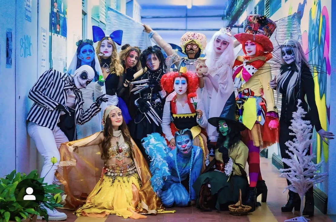 CROMA: maquillaje que transforma el teatro y la cultura en la Universidad de Caldas