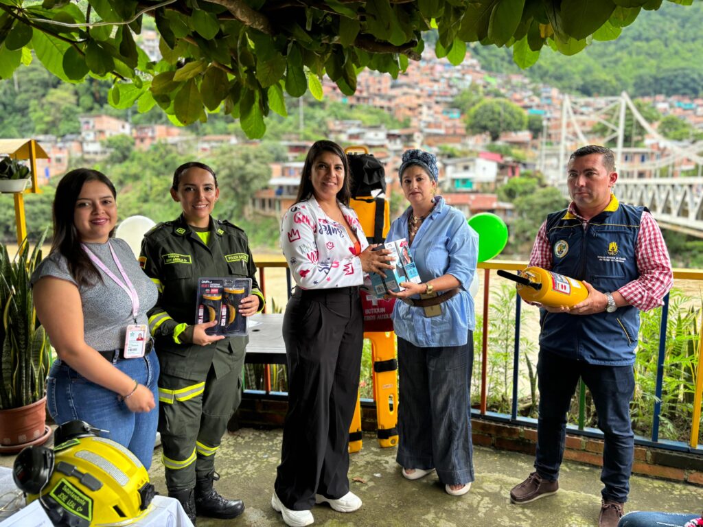 Jefatura de Gestión del Riesgo realizó capacitación sobre respuesta a emergencias con la comunidad de Arauca, Palestina