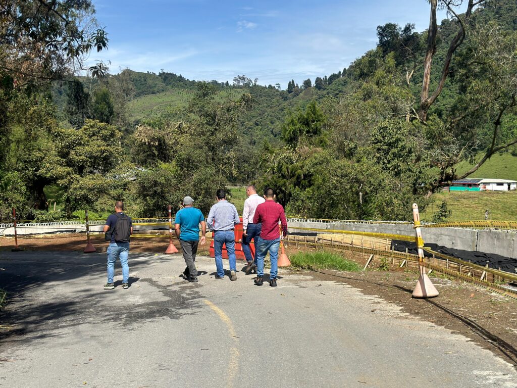 Se reiniciarán las obras de mejoramiento y pavimentación de la vía Puente La Libertad – El Arbolito en Villamaría