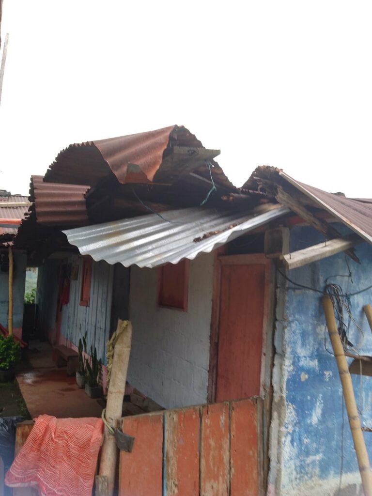 Vendaval en Samaná: 12 viviendas afectadas y 37 personas damnificadas