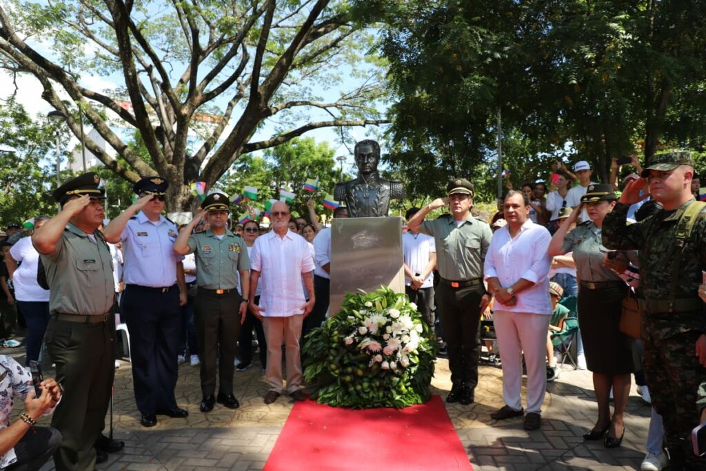 Con orgullo colombiano y compromiso ante los caldenses, la Policía Nacional en Caldas engalanó el desfile del 20 de julio en los diferentes municipios