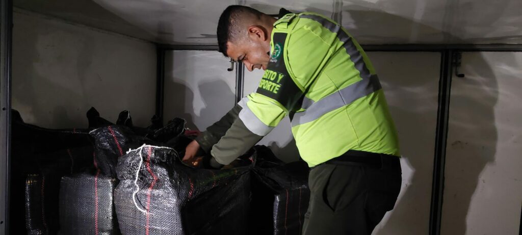 404 KILOS DE MARIHUANA TIPO CREEPY, FUERON INCAUTADOS EN VÍAS DE CALDAS