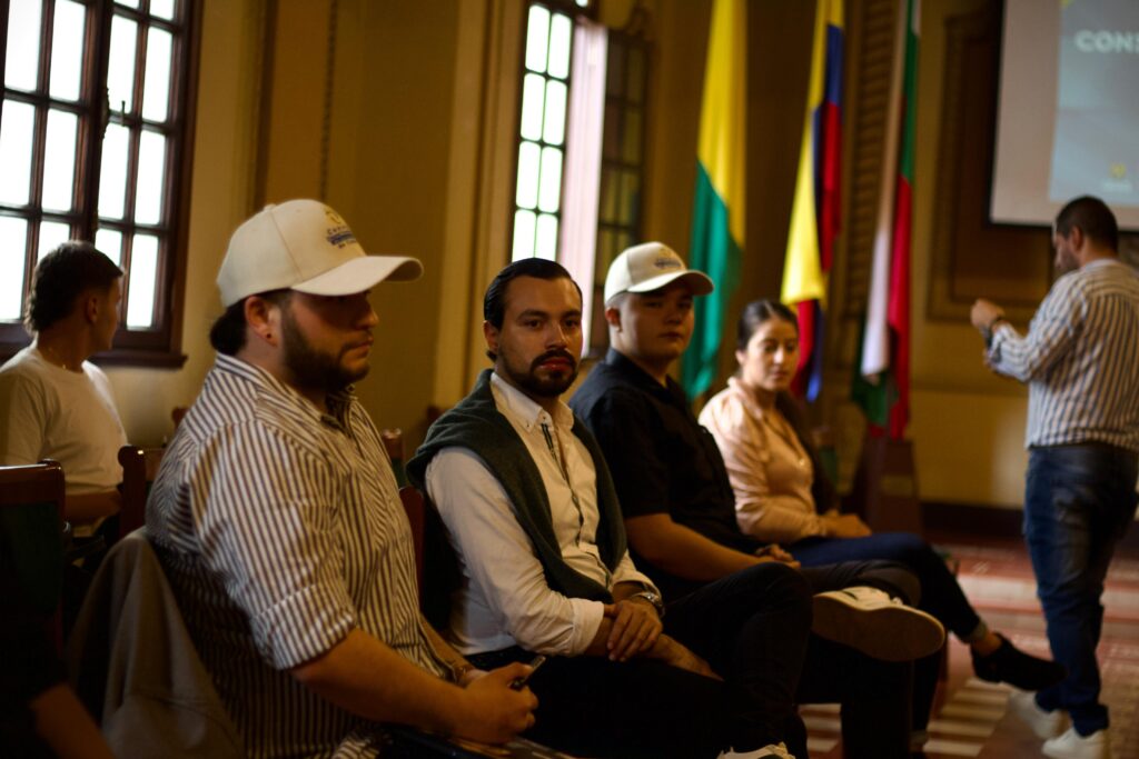 57 jóvenes de Caldas eligieron a sus representantes y participaron de un Consejo de Gobierno ampliado