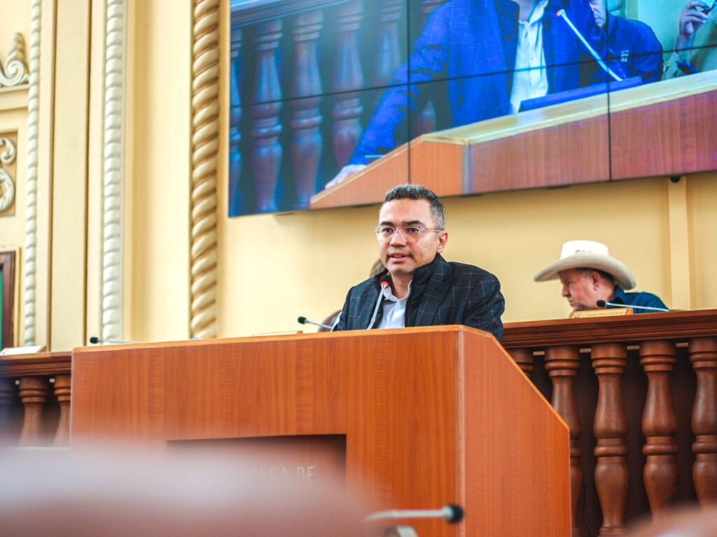 Asamblea de Caldas autorizó el uso de 41 mil millones de vigencias futuras para fortalecer la seguridad en las instituciones educativas del departamento