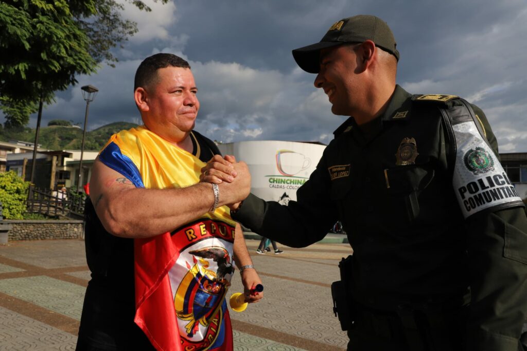 Autoridades departamentales se unen con el fin de buscar a los hinchas ejemplares