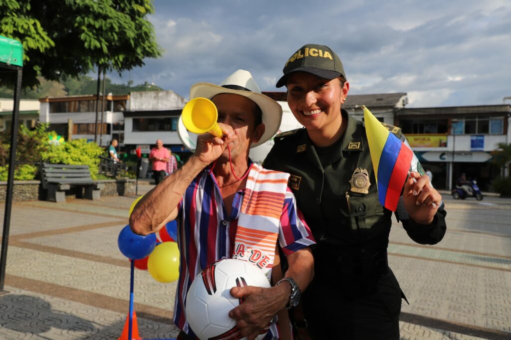 Autoridades departamentales se unen con el fin de buscar a los hinchas ejemplares