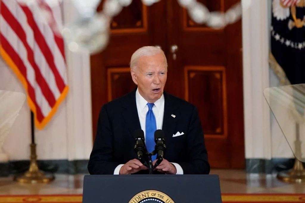 Biden critica la decisión sobre la inmunidad