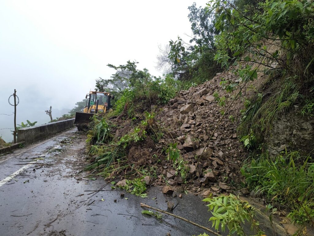 Caldas atiende a cuatro municipios afectados y más de 30 derrumbes que se han presentado en las últimas horas tras intensas lluvias