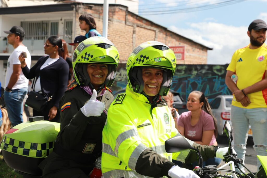 Desfile Militar y de Policía Manizales del 20 de julio “Orgullo Patrio” “Orgullo Colombiano”