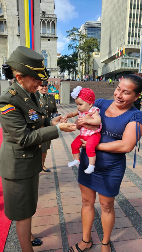 Desfile Militar y de Policía Manizales del 20 de julio “Orgullo Patrio” “Orgullo Colombiano”