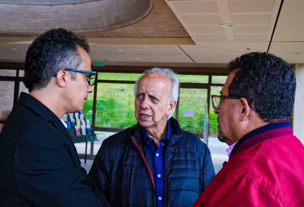 El viceministro recorrió varios campus de la U. de Caldas conociendo, de primera mano, los procesos culturales y artísticos que se adelantan en esta institución.