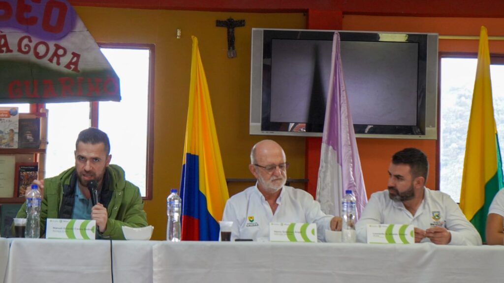 Gobernación de Caldas lideró primer Consejo de Gobierno descentralizado y acompañó celebración del Día del Campesino en Montebonito Marulanda