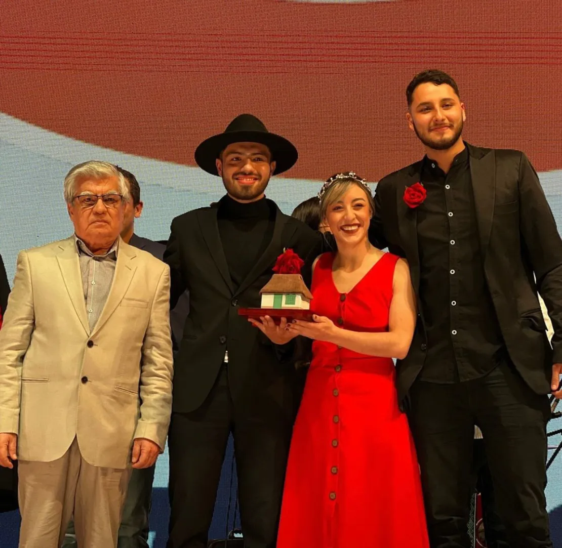 Juan Esteban Isaza Gaviria, estudiante de la Universidad de Caldas, gana primer puesto en el Festival Hatoviejo Cotrafa