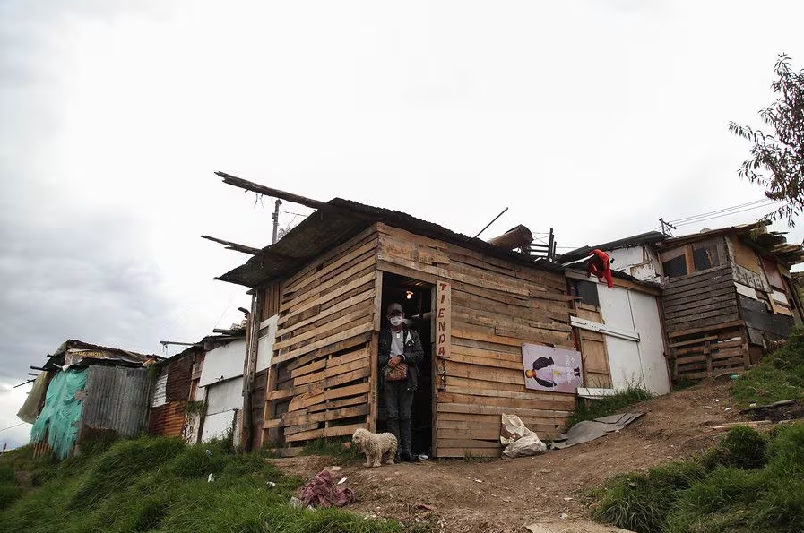 La pobreza desciende en Colombia