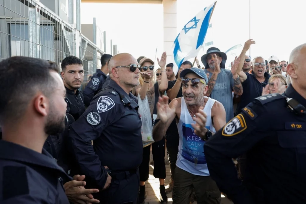 Protestas en prisión tras arresto de soldados israelíes