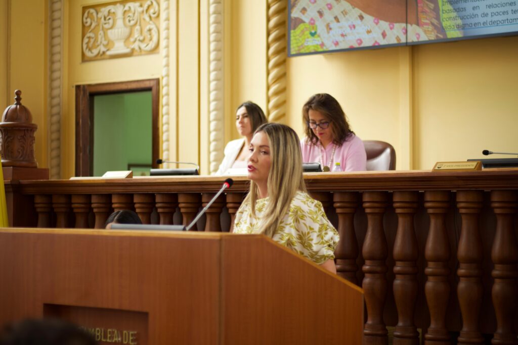 Proyectos de cooperación internacional y recursos de la nación, entre los logros de gestión expuestos por la Secretaría de Desarrollo Social ante la Asamblea de Caldas