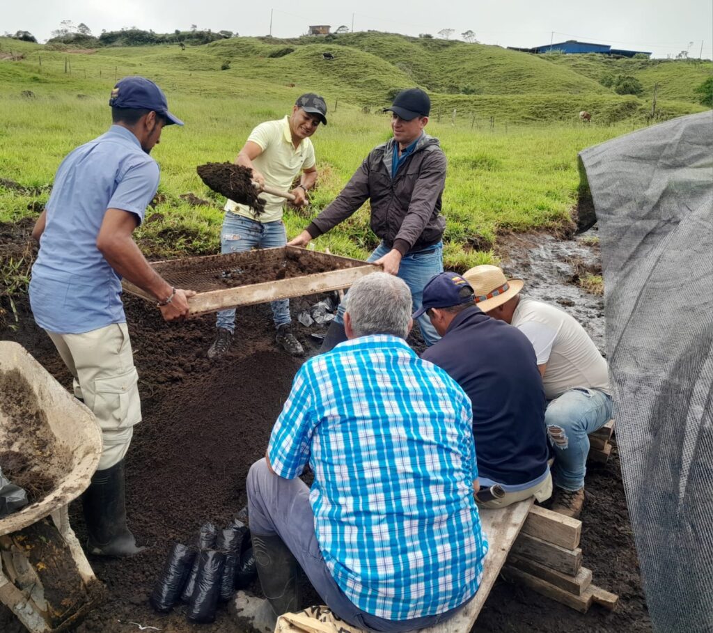 Secretaría de Medio Ambiente de Caldas instaló un nuevo vivero comunitario en Samaná: apoyará la reforestación del municipio