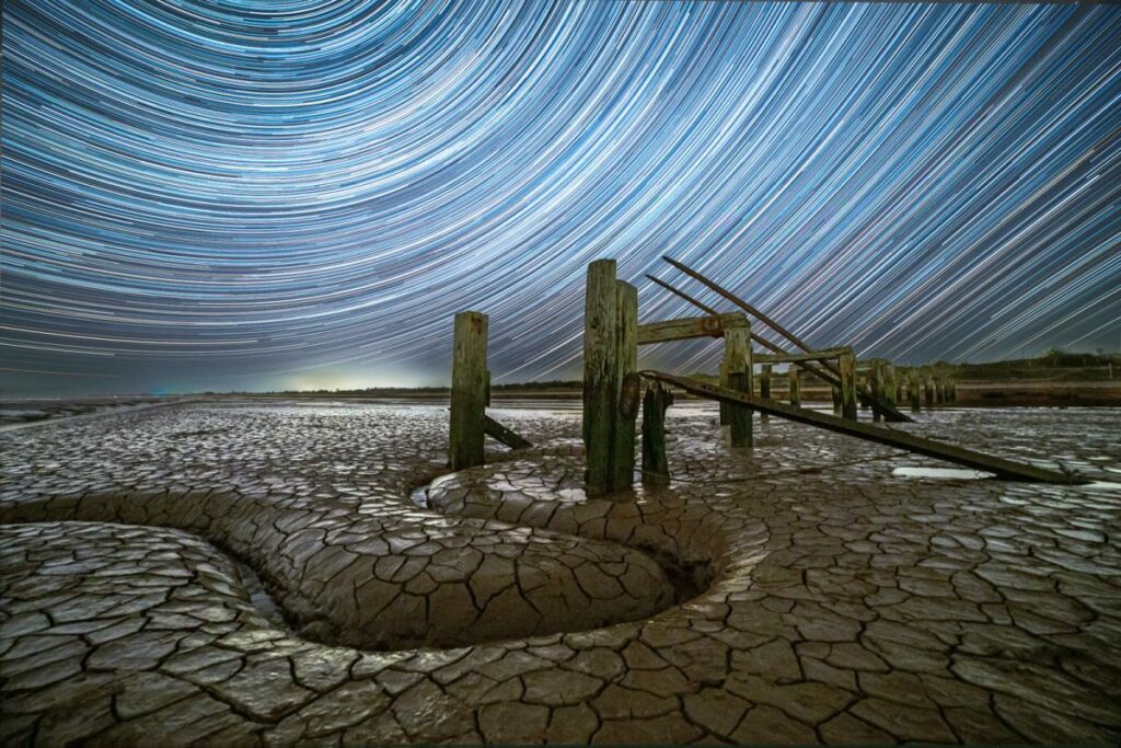 Serpentine de Paul Haworth Snettisham Beach, King's Lynn, Norfolk, Reino Unido