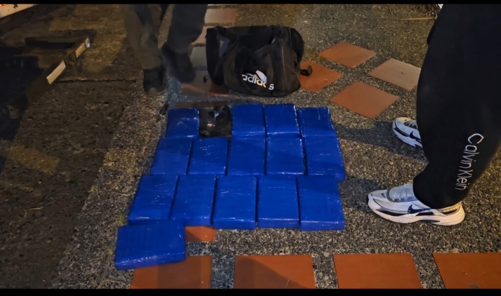 Tres capturas e incautación de 16 kilogramos de Cocaína