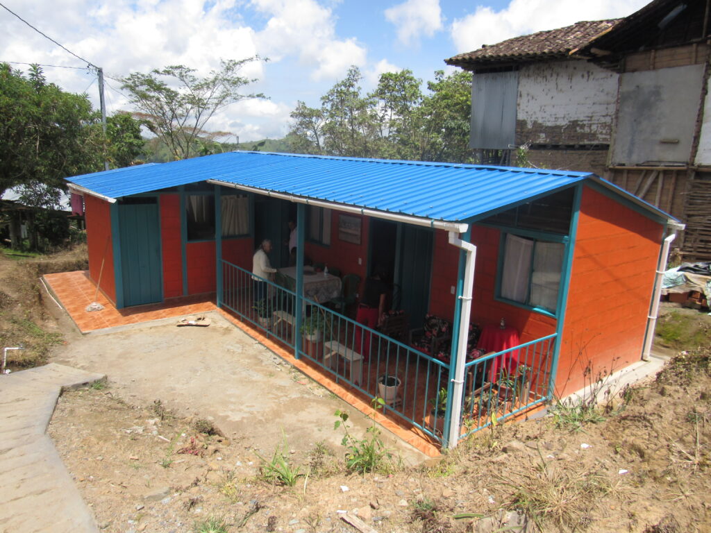 Vivienda digna y de calidad: principales características de las casas que está entregando el Gobierno de Caldas en la zona rural