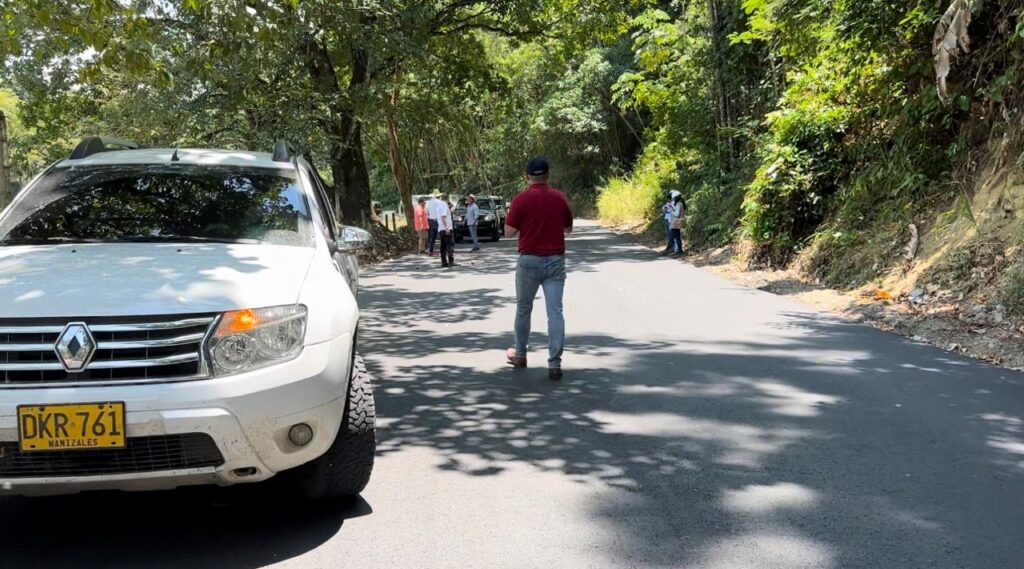 3.1 kilómetros rehabilitados, uno de los avances del tramo Isaza – Puente Hierro de la Vía del Renacimiento entre Caldas y Antioquia