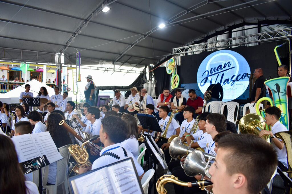 350 estudiantes deleitaron a propios y turistas en la competencia subregional del Occidente Próspero del Festival Departamental de Bandas