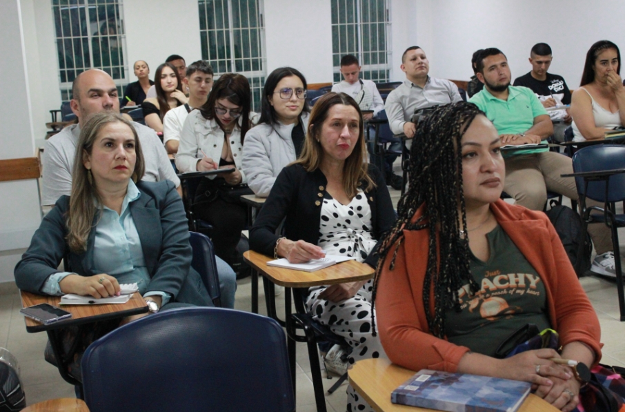 76 estudiantes ingresan al programa de Administración Pública Territorial en Caldas