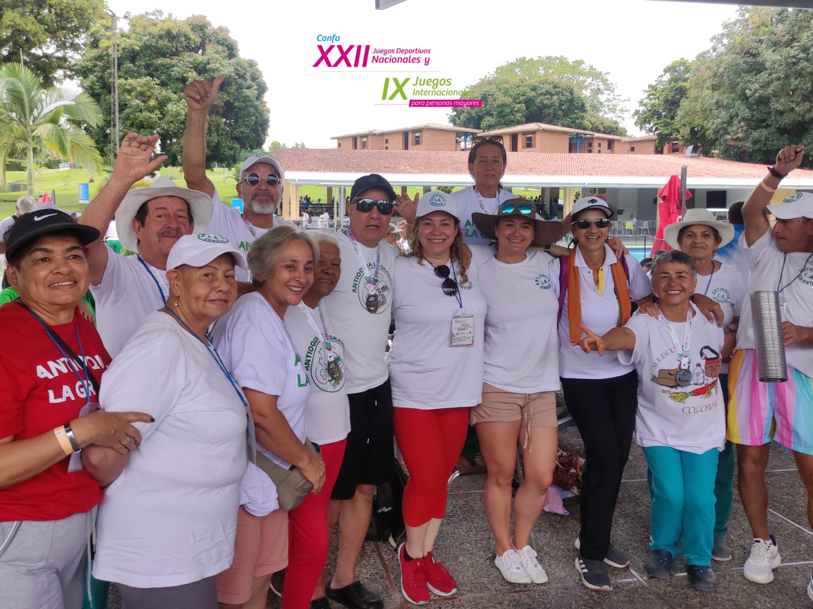 Al son de baile, y un chapuzón culminan las competencias deportivas de los Juegos nacionales e internacionales para personas mayores