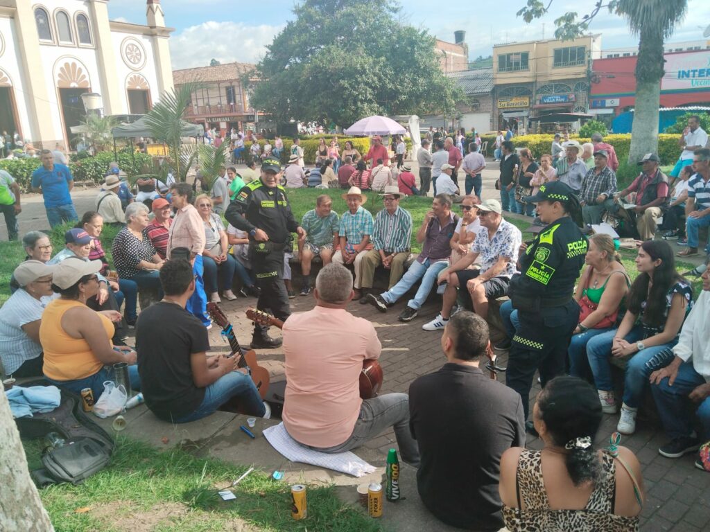 BALANCE DEL FIN DE SEMANA FESTIVO POR LA “ASUNCIÓN DE LA VIRGEN” EN MANIZALES Y VILLAMARIA 969 llamadas fueron recibidas a través de la línea de emergencia 123