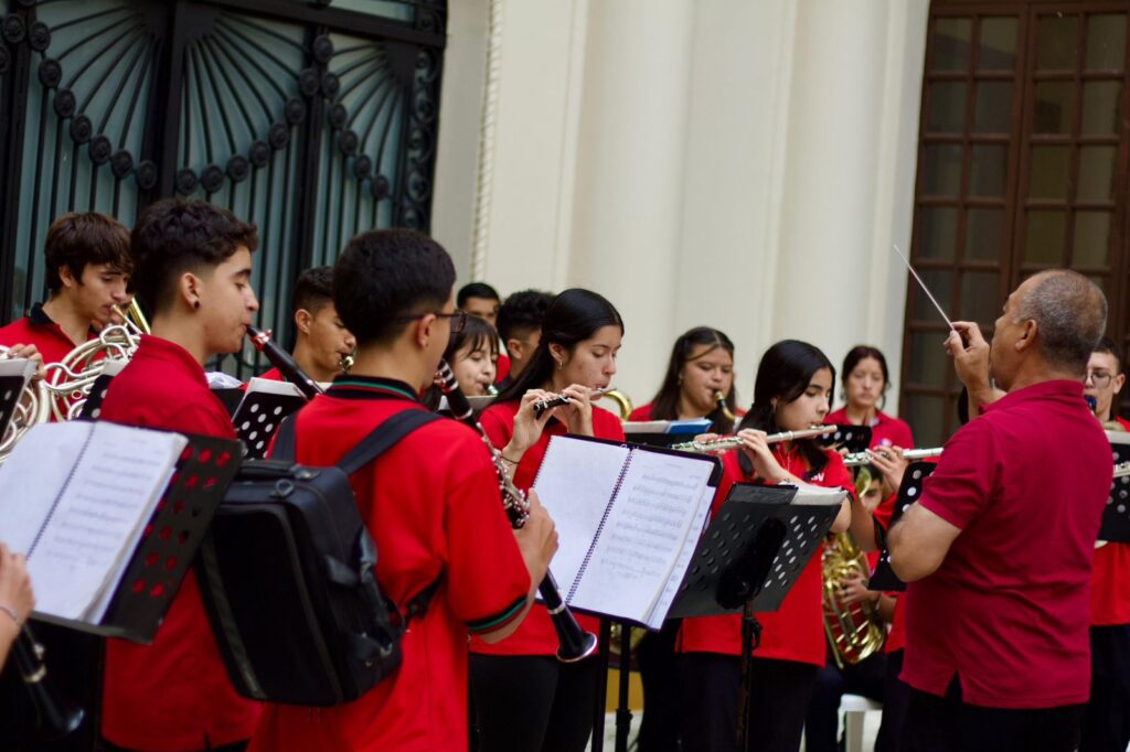 Bandas estudiantiles de música de 21 instituciones de Caldas estrenan instrumentos gracias a la nueva dotación que les entregó la Gobernación