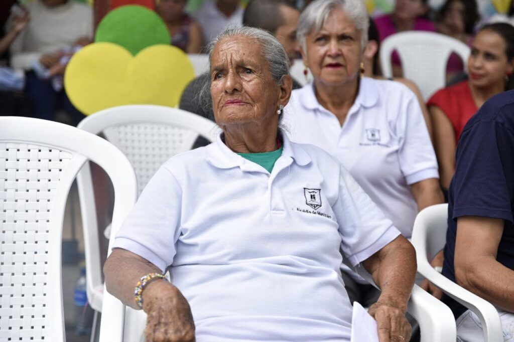 Secretaría de Desarrollo Social Celebración del Mes de las Personas Mayores en Manizales: un encuentro de Alegría y Cultura