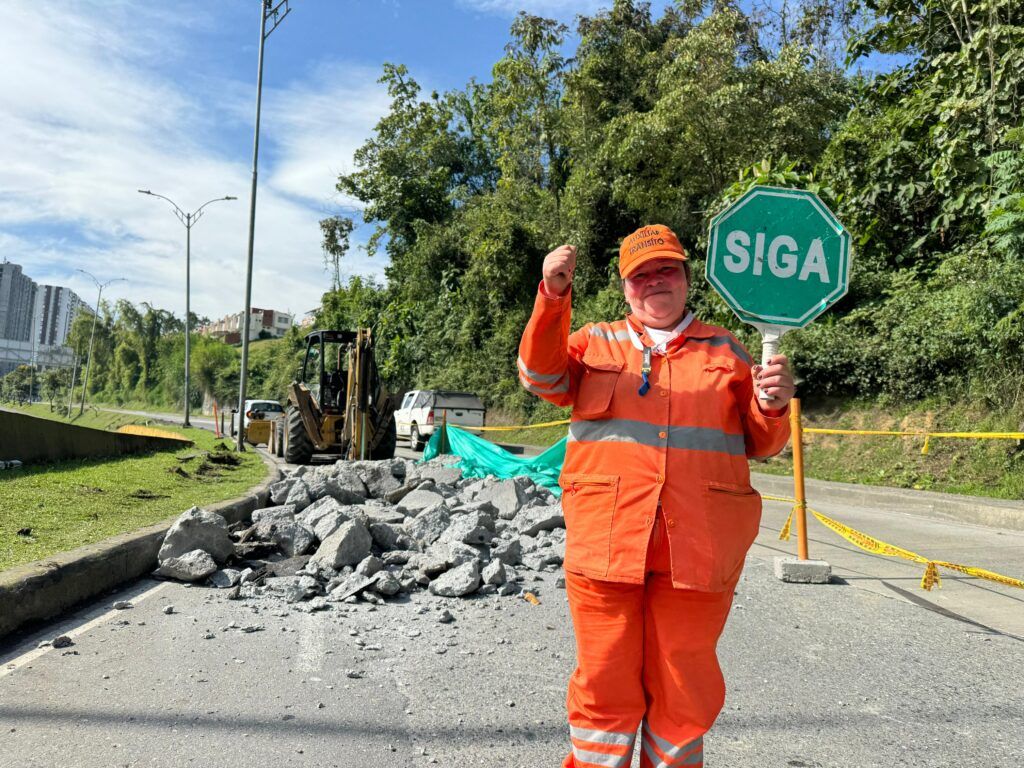 Continúan obras de rehabilitación de la avenida Kevin Ángel