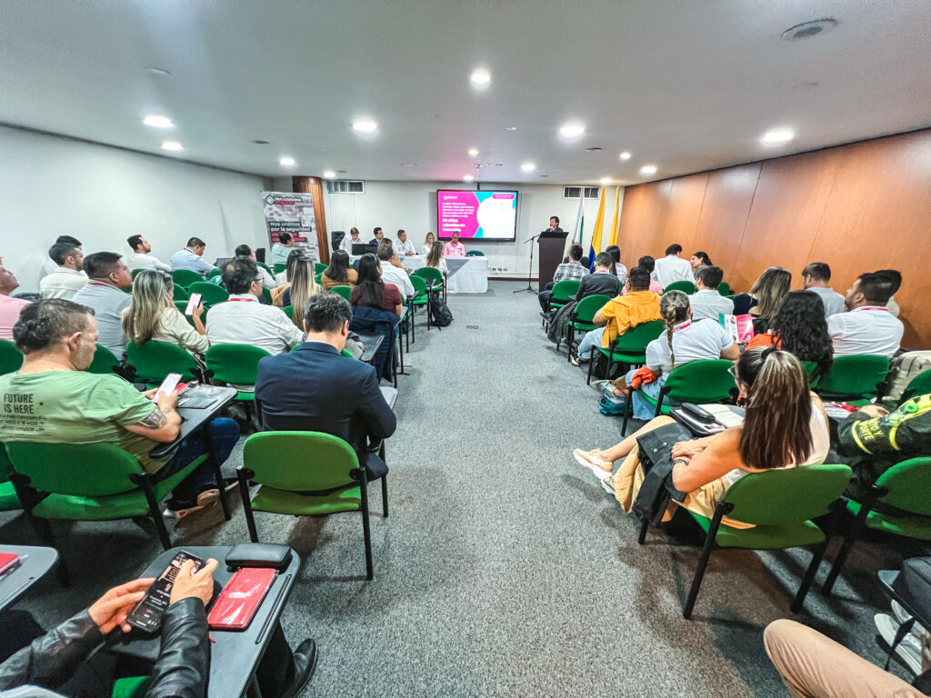 En búsqueda de la reducción de siniestros viales, la Gobernación de Caldas y Universidad de Los Andes promueven la ley Julián Esteban