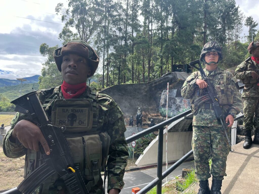 En el aniversario 214, el Ejército ratifica su compromiso con el Eje Cafetero