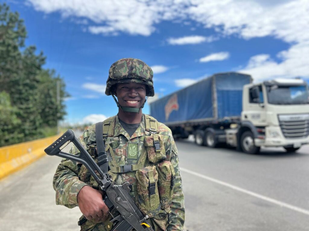 En el aniversario 214, el Ejército ratifica su compromiso con el Eje Cafetero