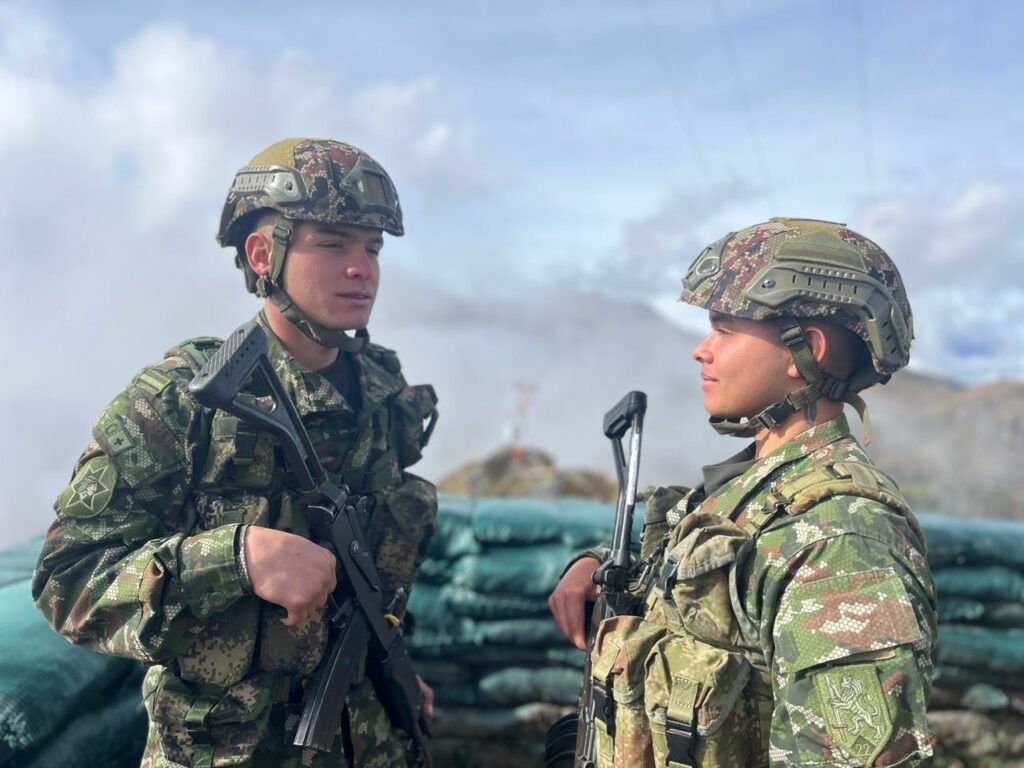 En el aniversario 214, el Ejército ratifica su compromiso con el Eje Cafetero