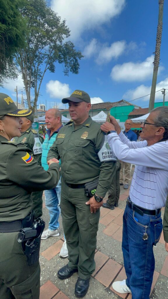 En Manizales la Policía Nacional fortalecerá la seguridad y convivencia ciudadana
En el barrio San José se llevó a cabo el lanzamiento de la policía comunitaria