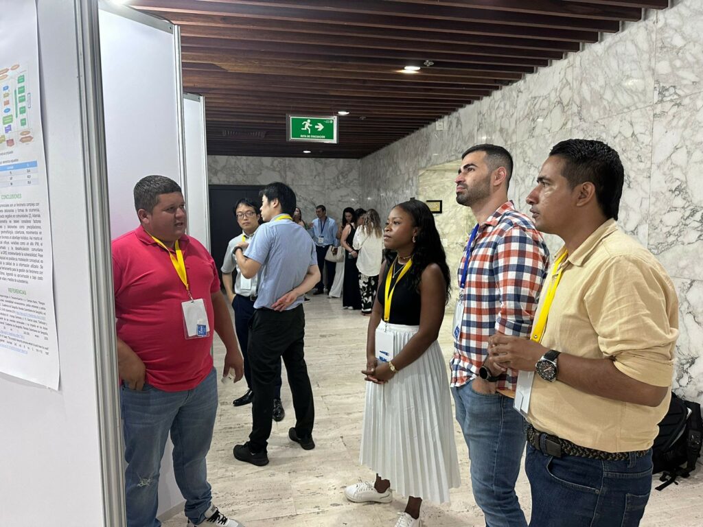 Estación Meteorológica de Marmato Destaca en Conferencia Internacional sobre Gestión del Riesgo