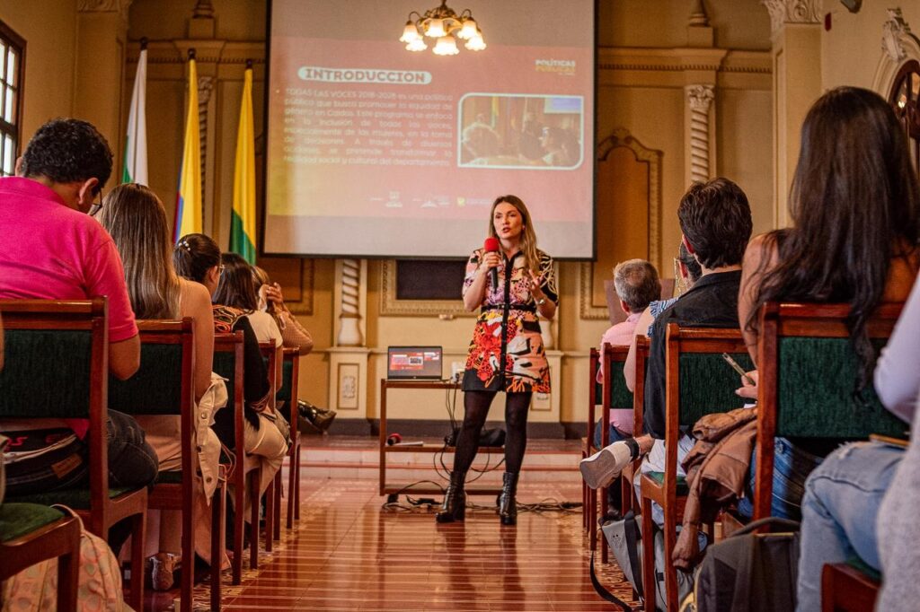 Gobernación de Caldas fortalece lazos con la comunidad a través de un conversatorio sobre las Políticas Públicas del departamento