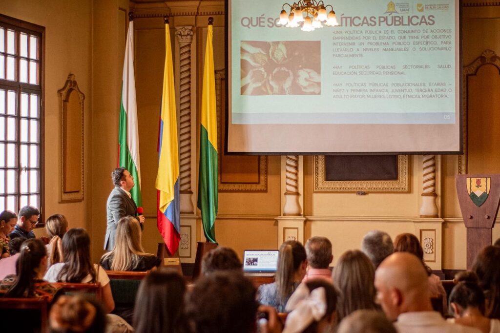 Gobernación de Caldas fortalece lazos con la comunidad a través de un conversatorio sobre las Políticas Públicas del departamento